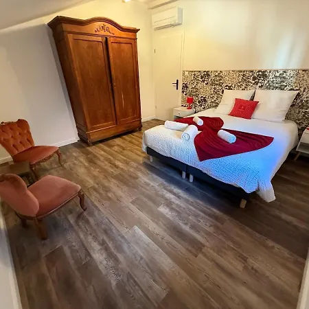 9 Lumineux, Agreable Climatise Apartment *